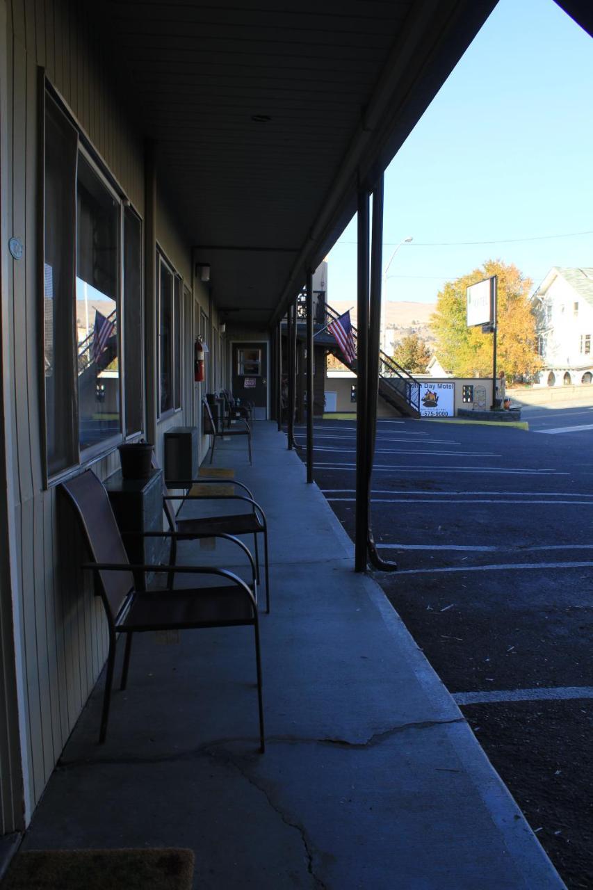 John Day Motel Esterno foto